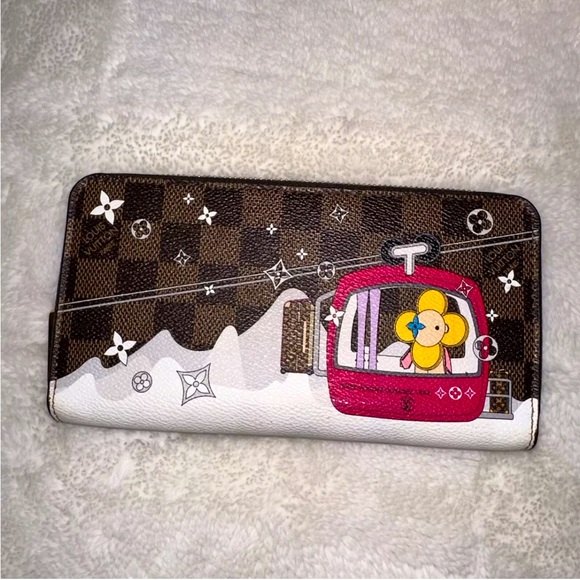 💙 Louis Vuitton Vivienne Holiday Damier Zippy Long Wallet Limited Edition 2019❄️ - Picture 2 of 15